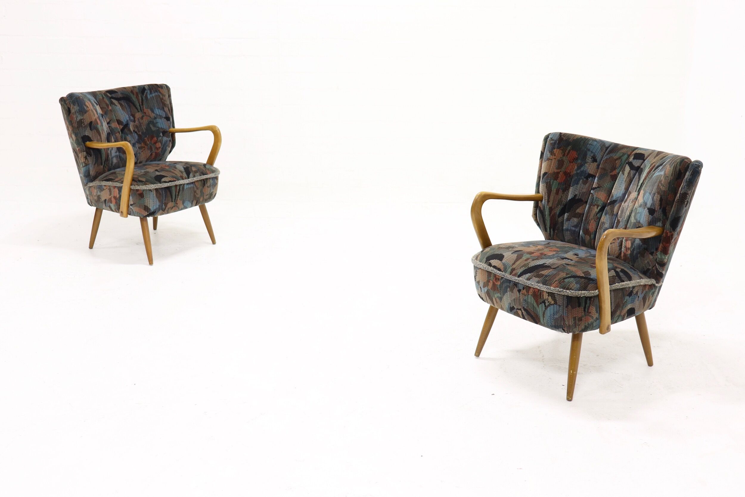 Set of 2 cocktail armchairs with floral upholstery 1950s
