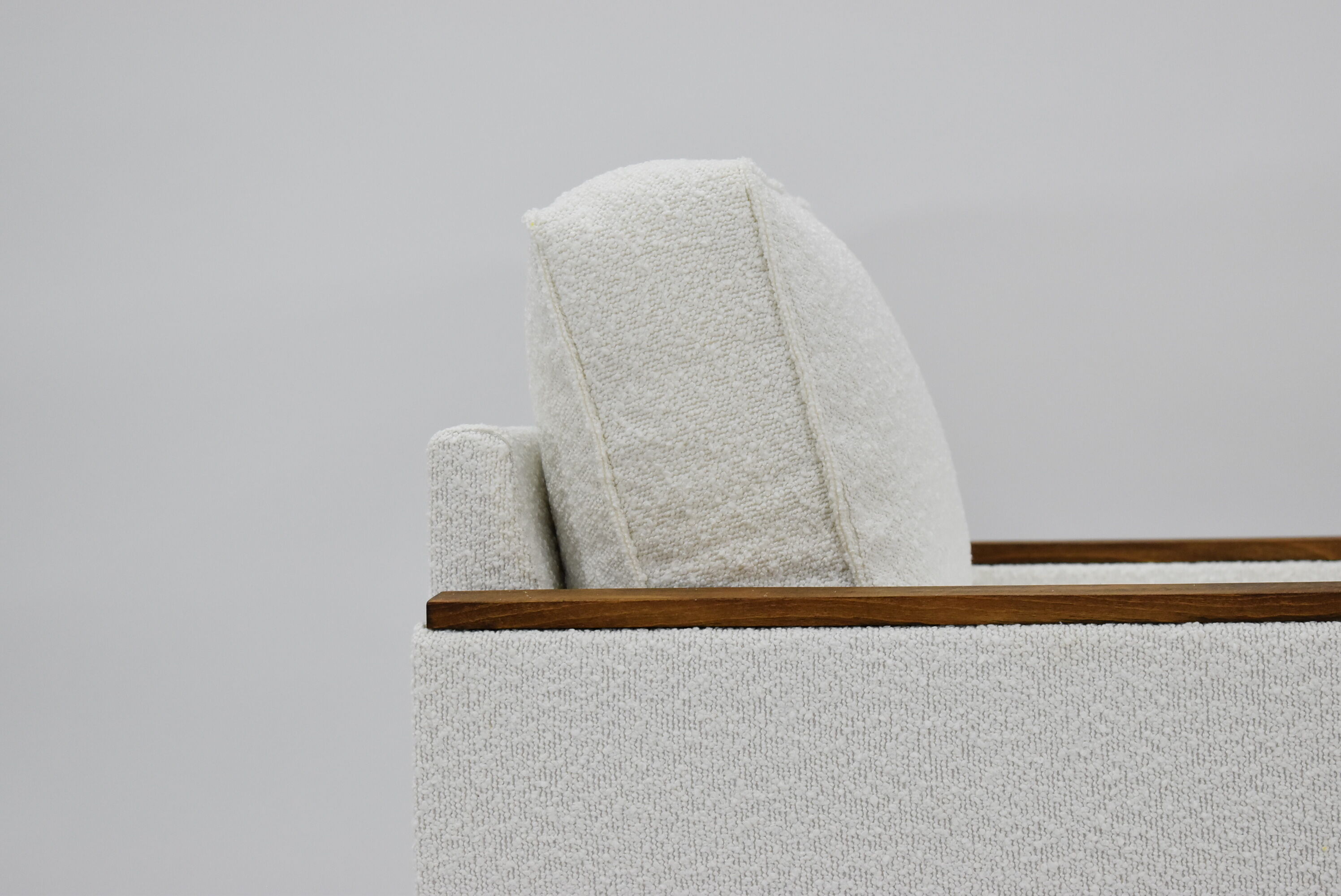 Original 70's armchair ZWP-08, fully restored, Bouclé, white