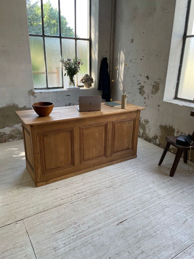 1900 pine trading post