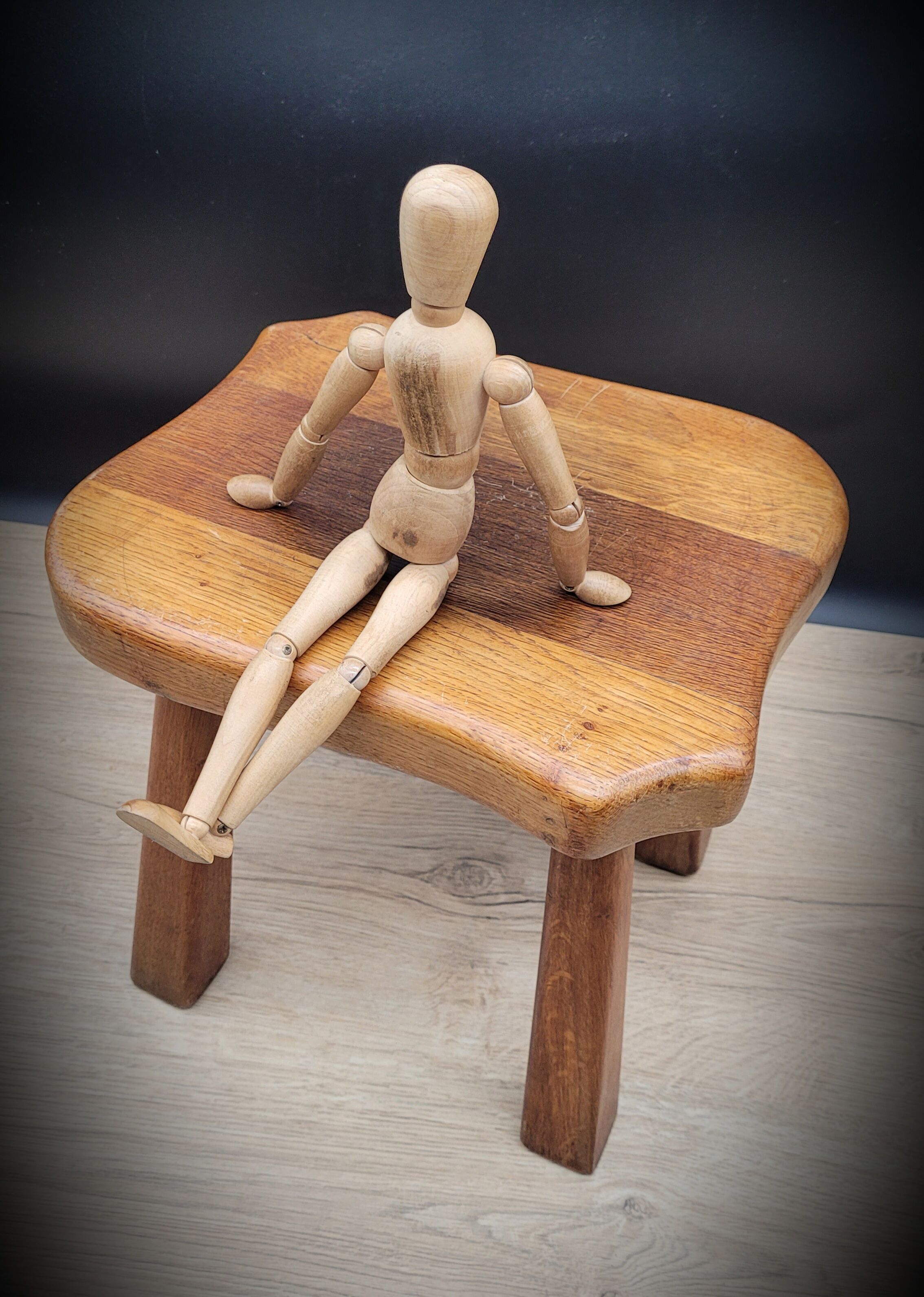 Quadripod solid wood stool