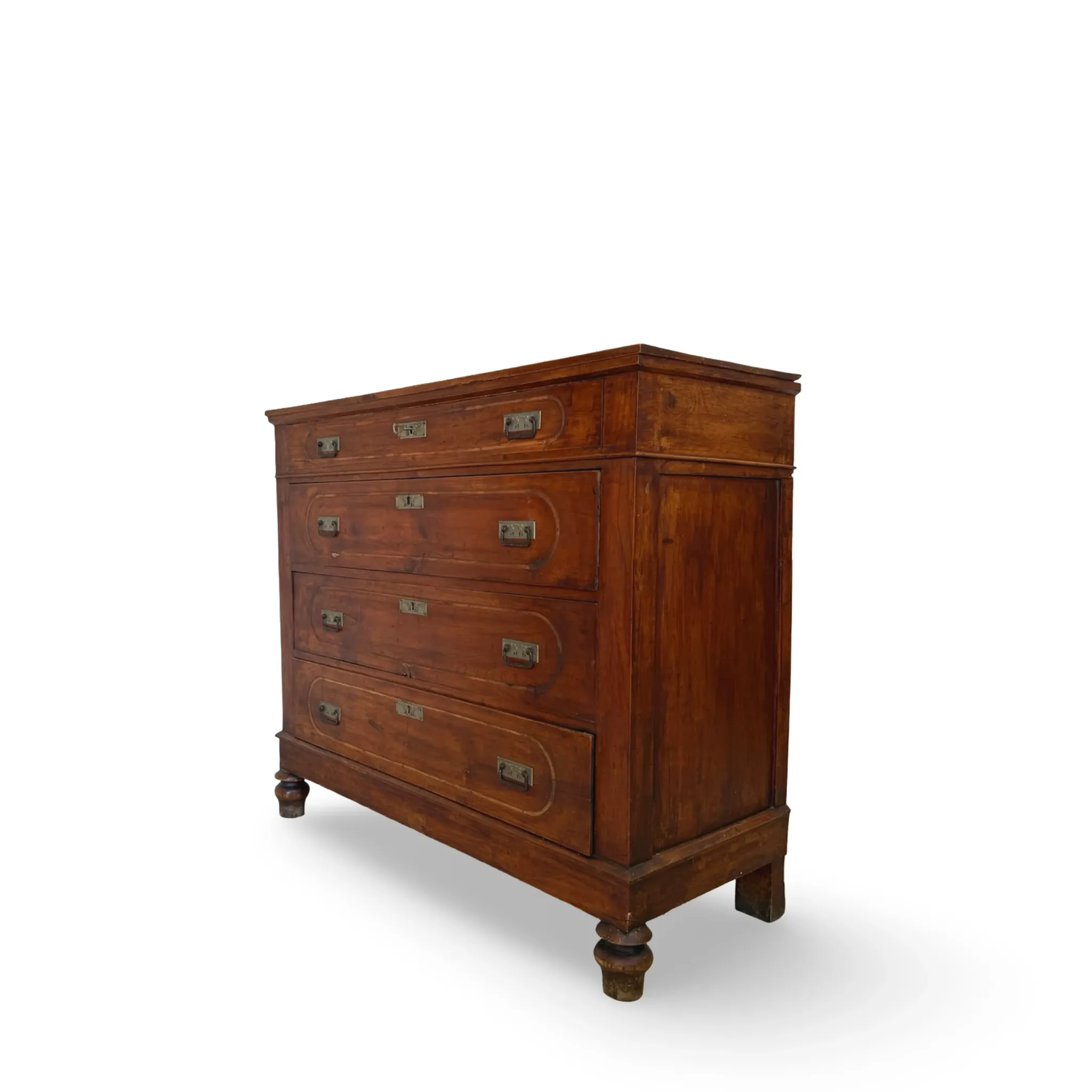 Antique Italian walnut chest of drawers dating to the late 19th centur