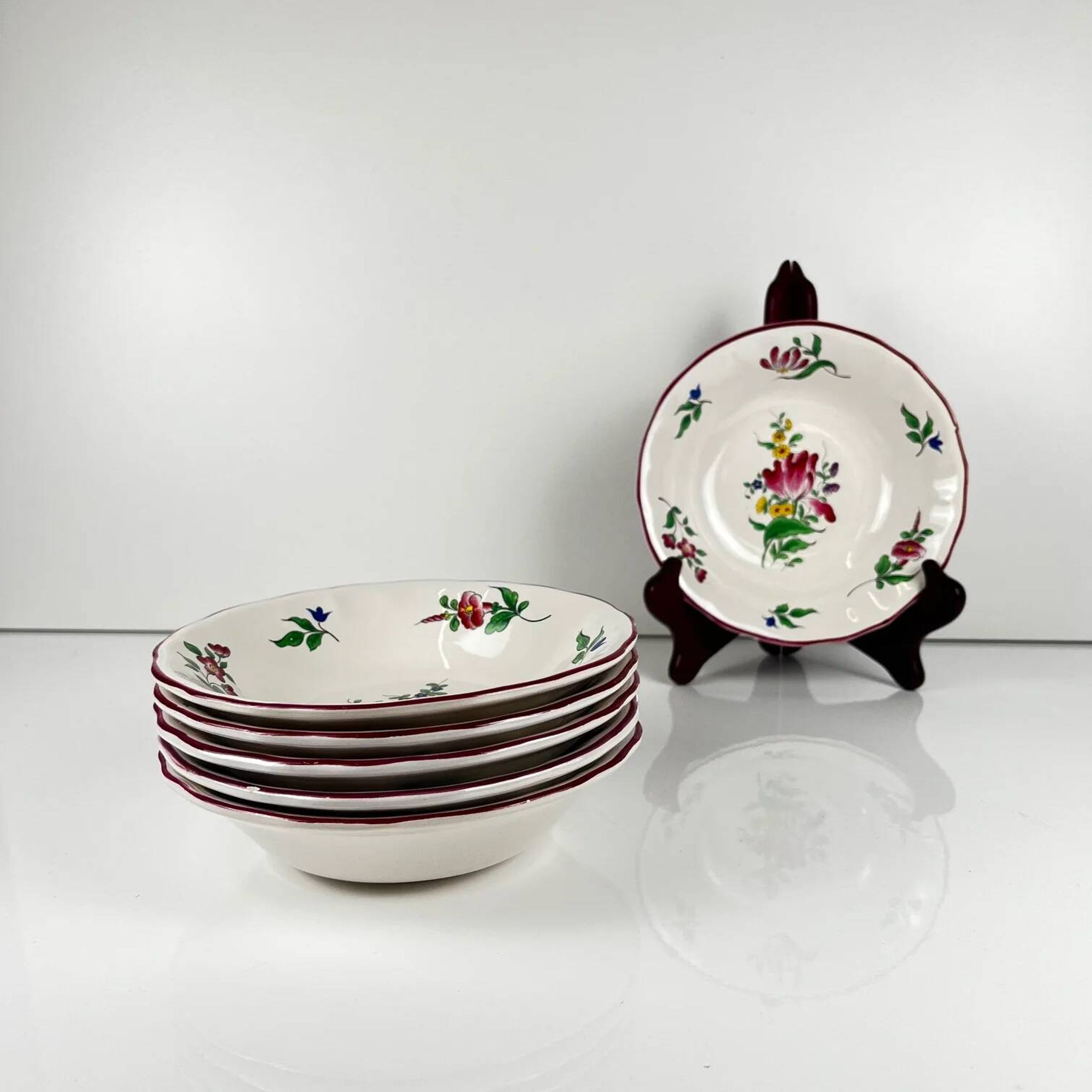 Set of 6 bowls, Réverbère model by KG Lunéville, tulip and rose pattern.