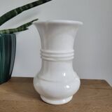 White marble or onyx vase