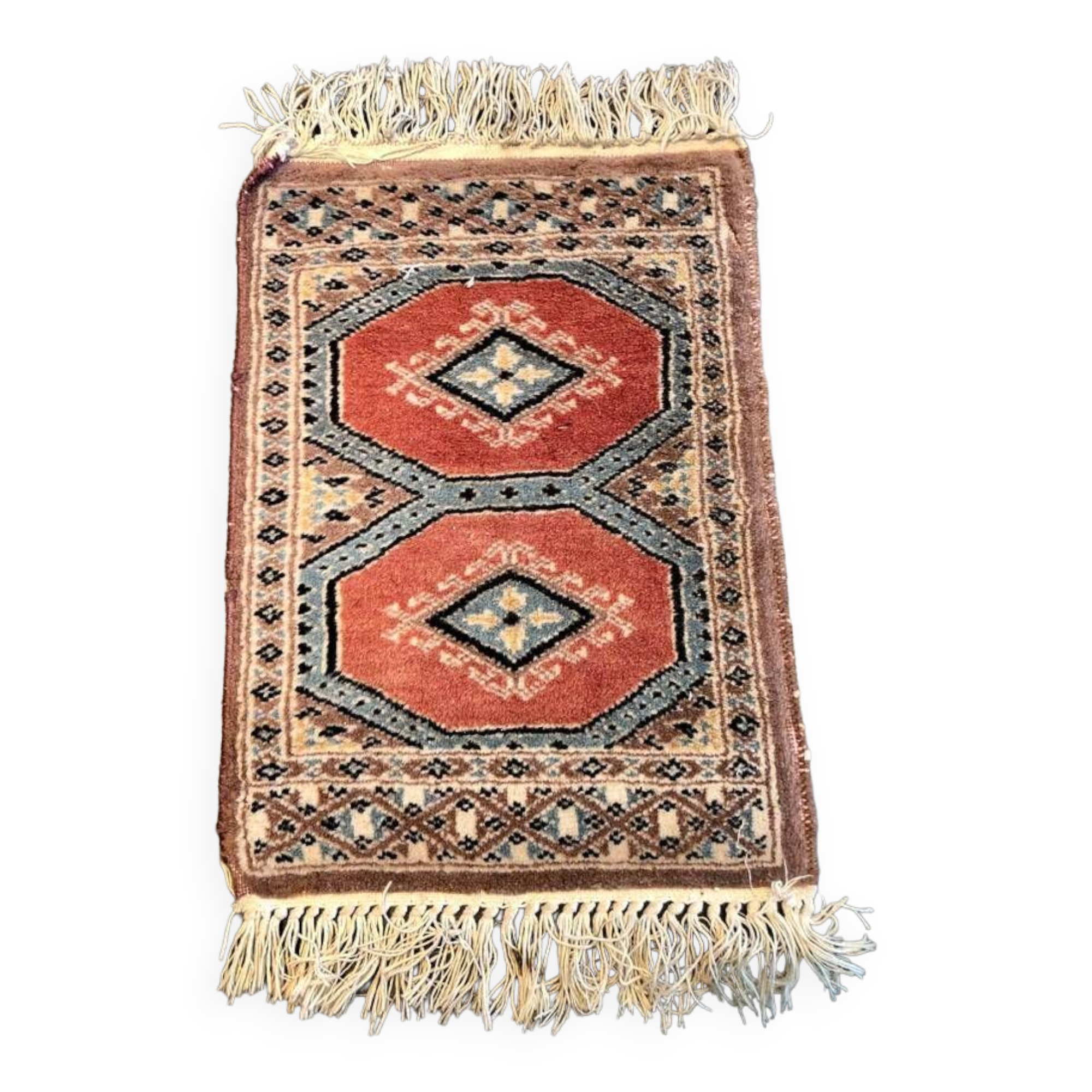 Handmade Pakistani rug