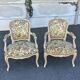 Paire de fauteuils de style Louis XV