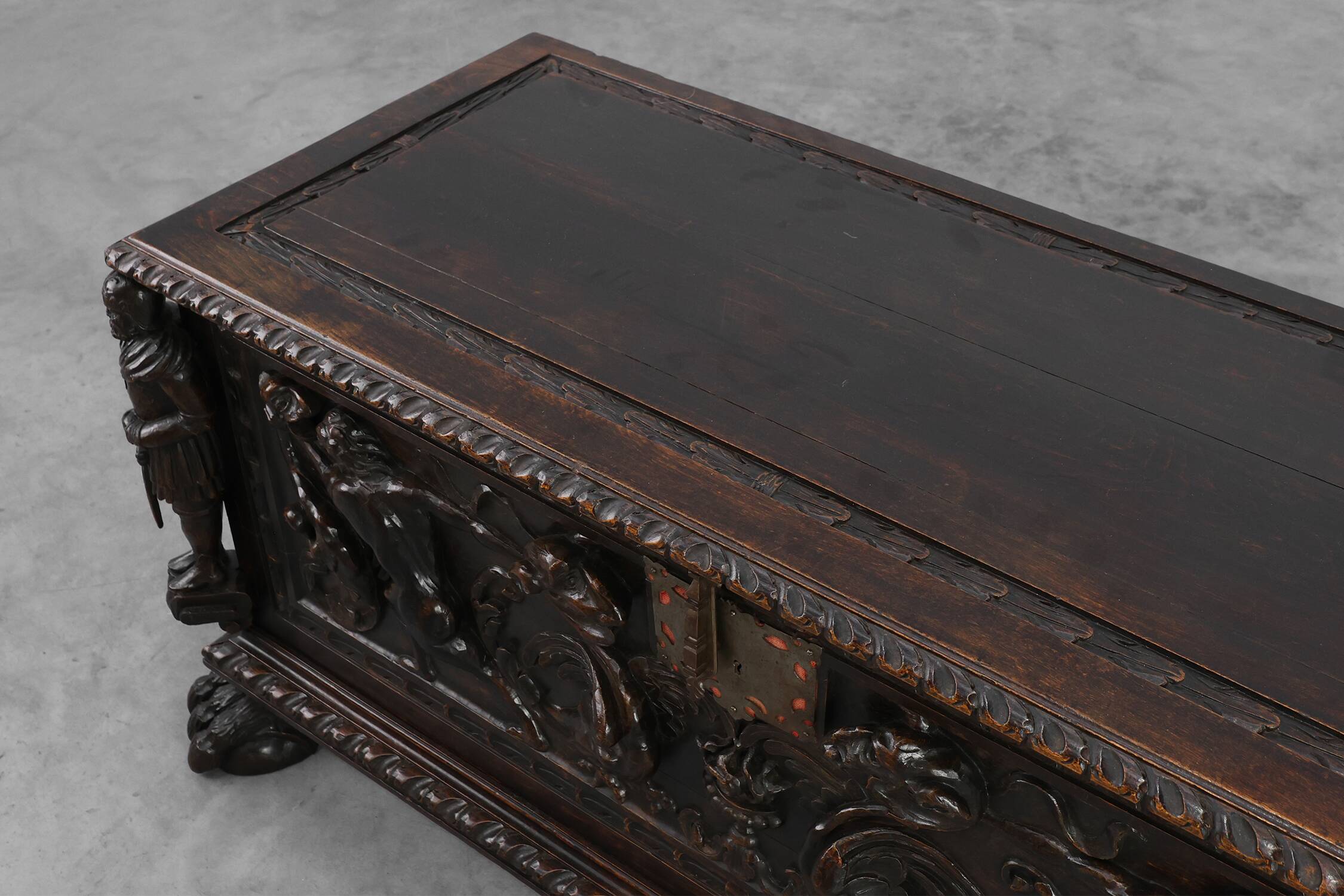 French Neo‑Renaissance Oak Blanket Chest, 19th Century