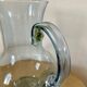 Pichet à eau en verre soufflé bleu style Biot