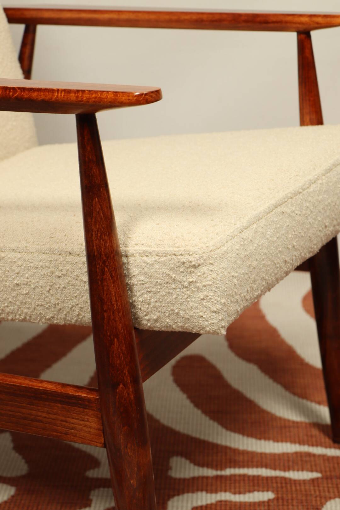 Scandinavian style set lounge chair and ottoman footrest in boucle fabric natural dark wood Mid Cent