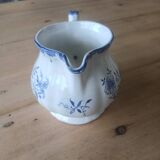 Small antique Lancaster milk jug / pitcher