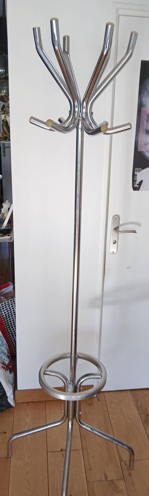 Vintage metal parrot coat rack