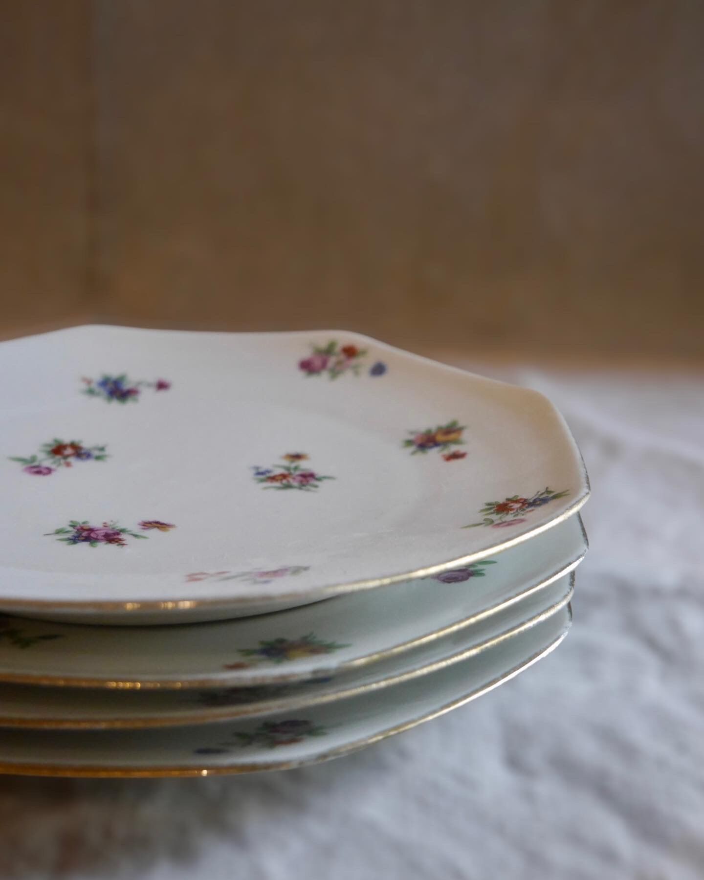 Series of 4 plates porcelain dessert from Limoges