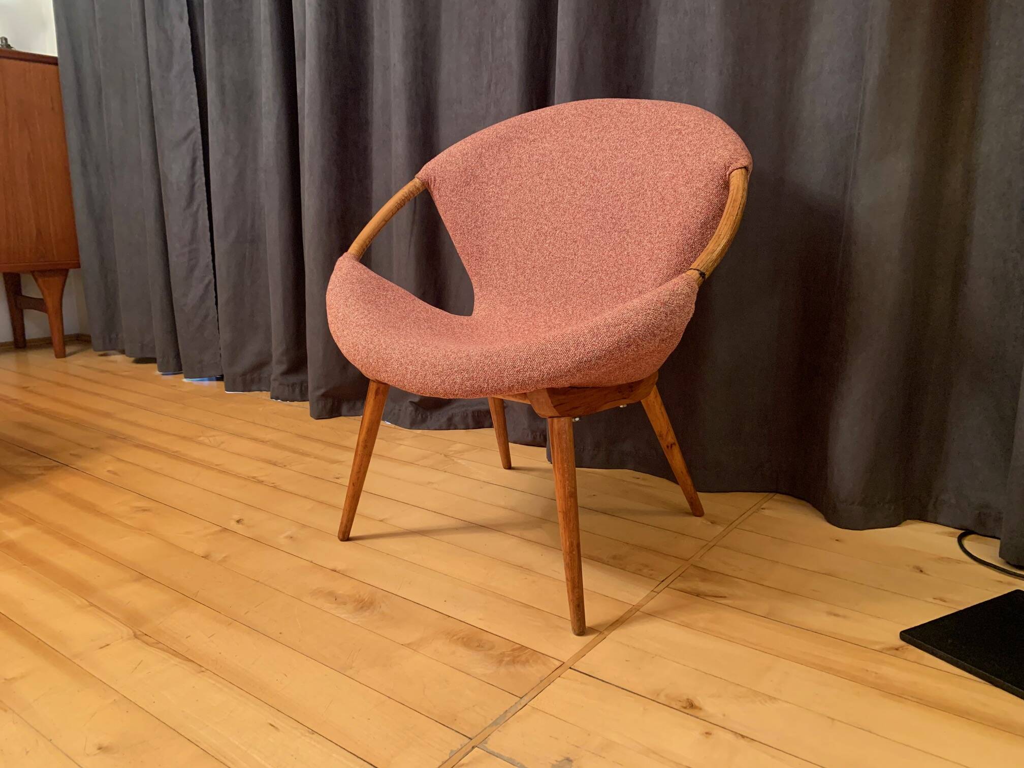 A unique armchair in the style of Miroslav Navratil, Czechoslovakia, 1950s/1960s