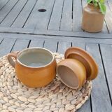 Former sandstone water butter, middle XX, signature to be identified