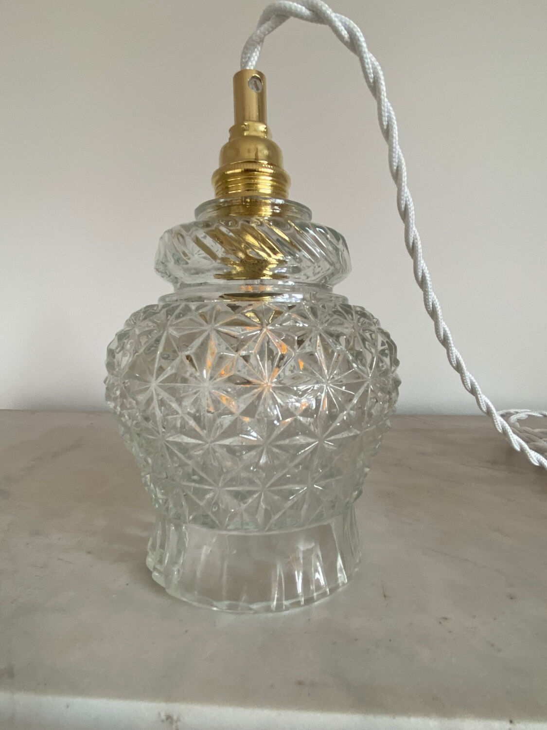 Walking lamp or pendant lamp with vintage tulip