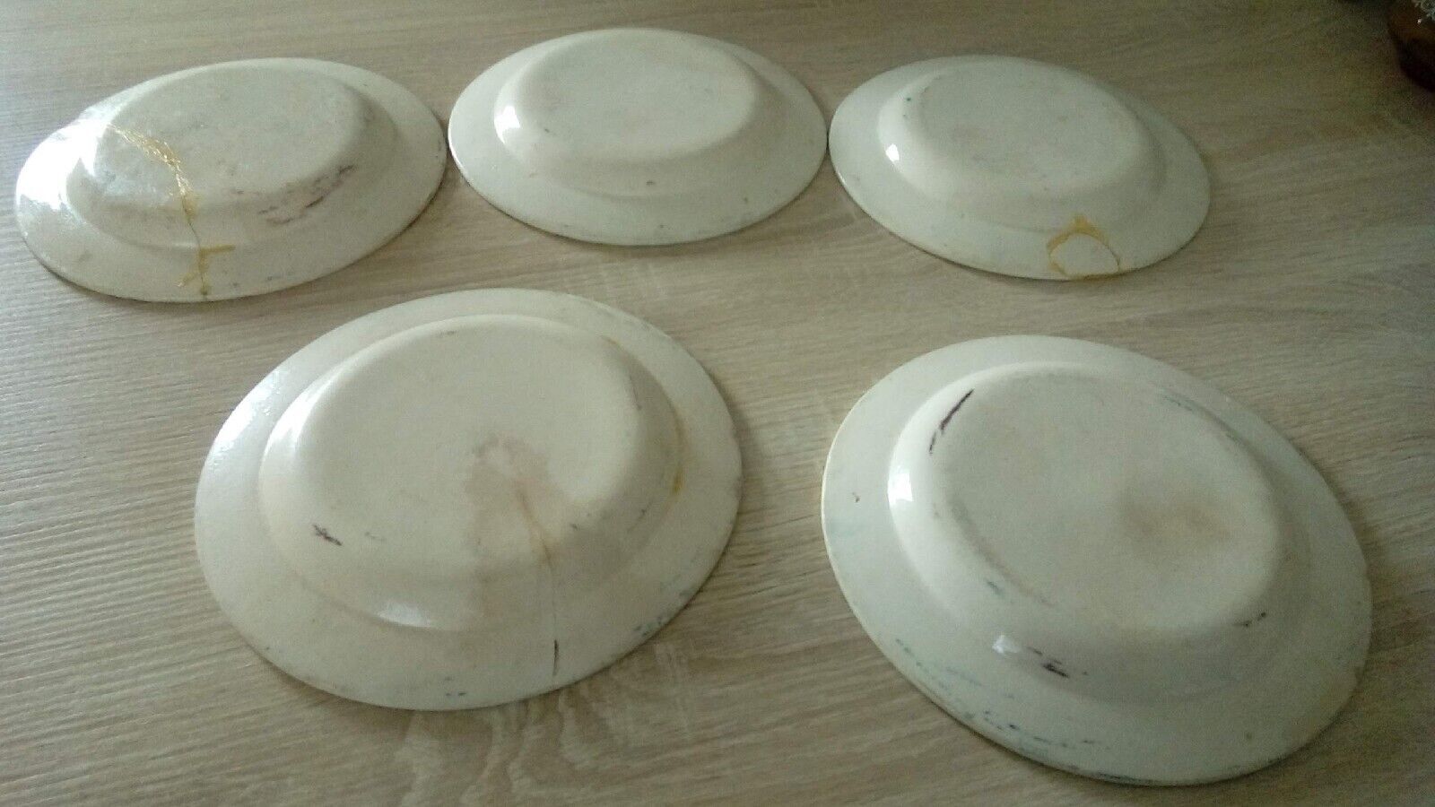 Fine earthenware plates from Forges Les Eaux, sponge decoration, late 19th century