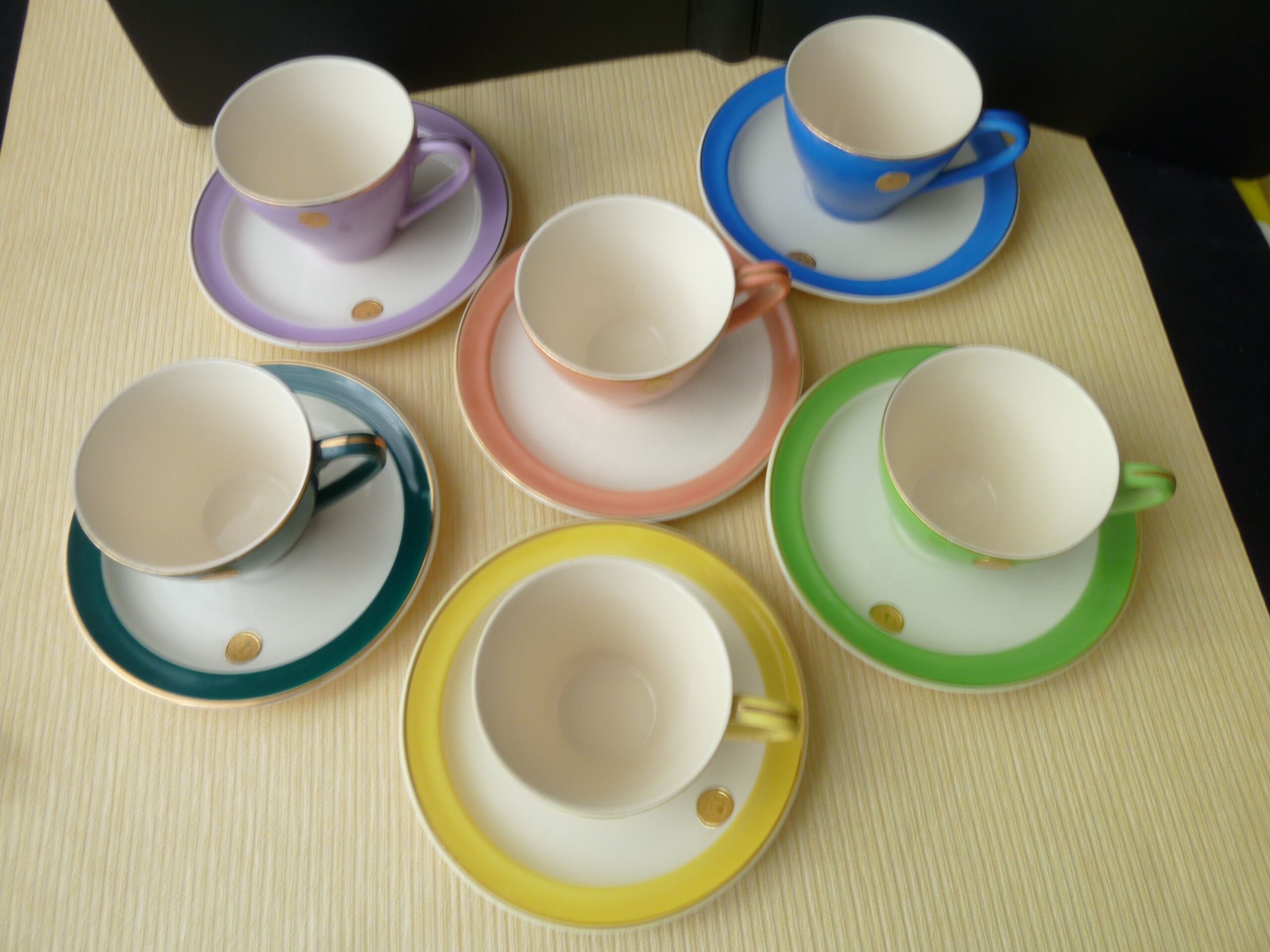 Set of 6 vintage coffee cups in faïence Romanian manufacturing