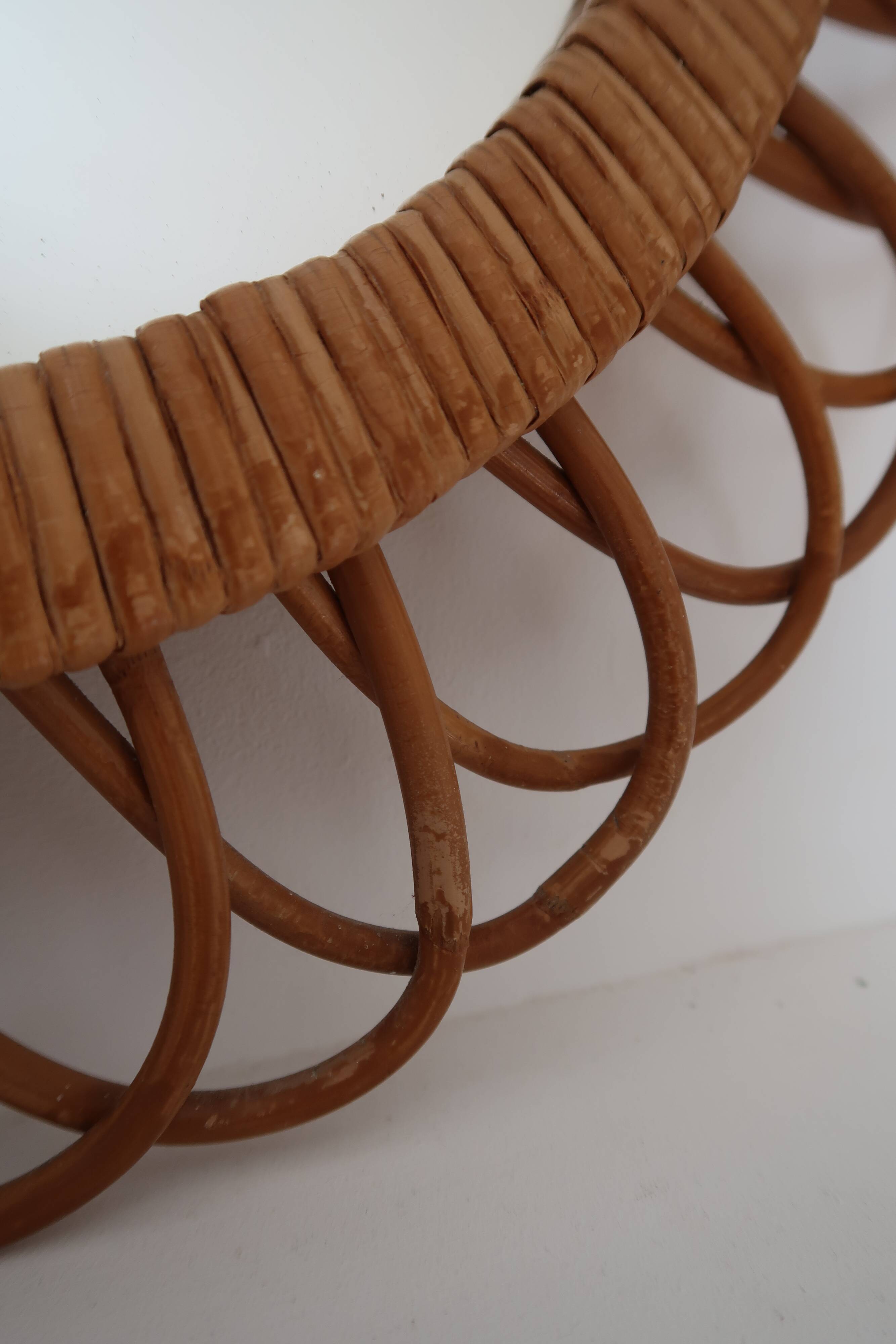 Mirror witch rattan 70s - 46cm