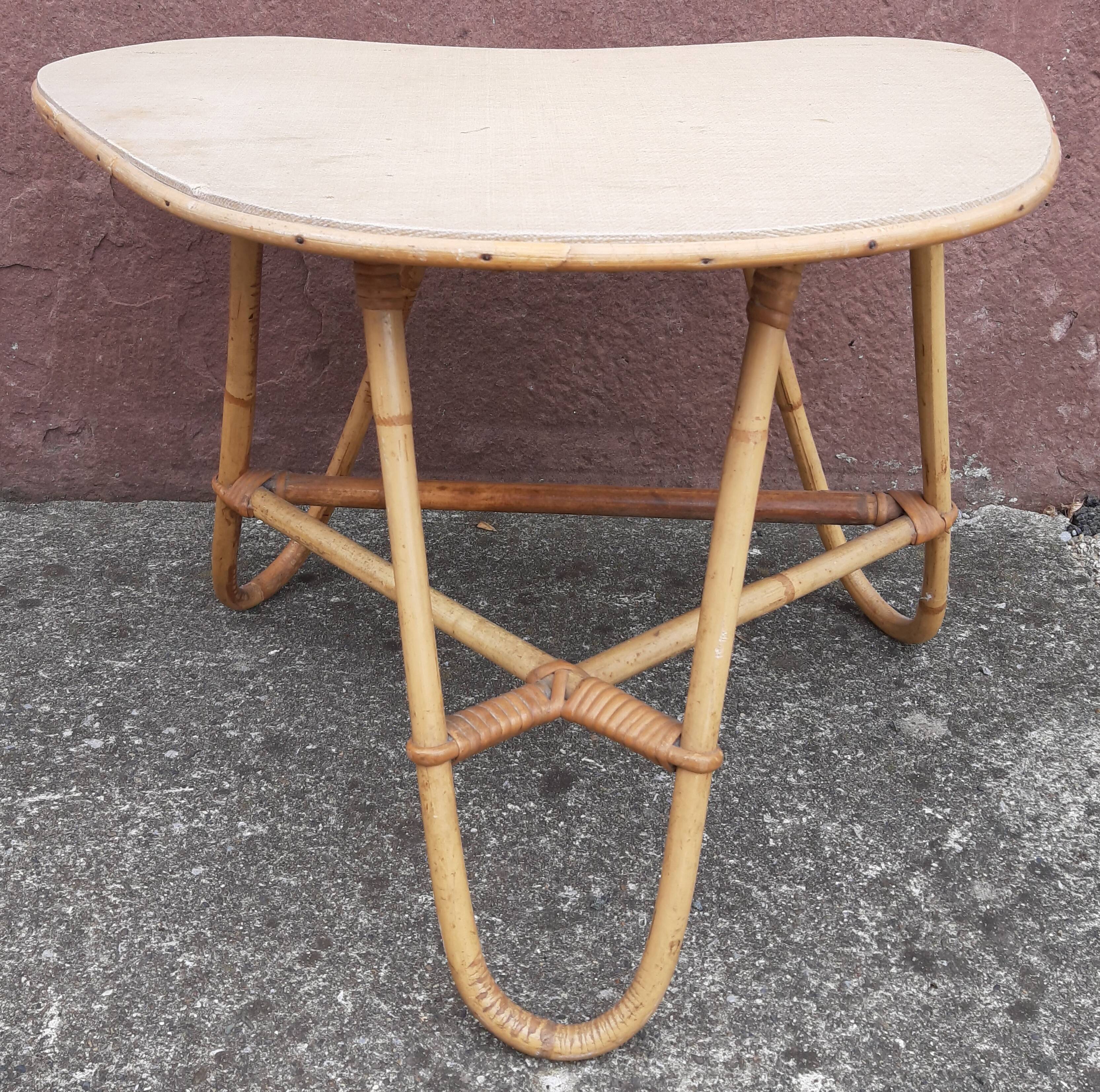 Coffee table, side table, pedestal table or end table in bamboo.