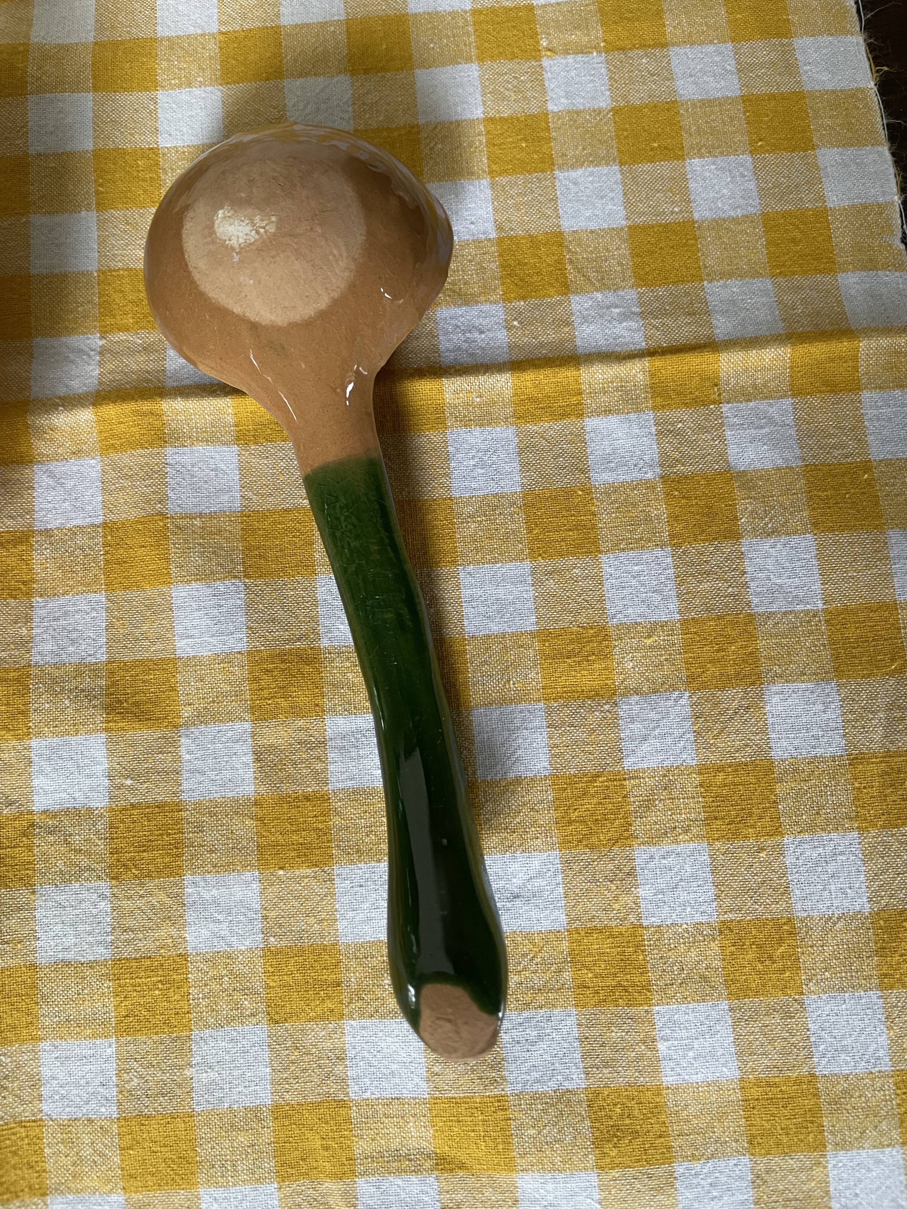 Corn cob slip gravy boat