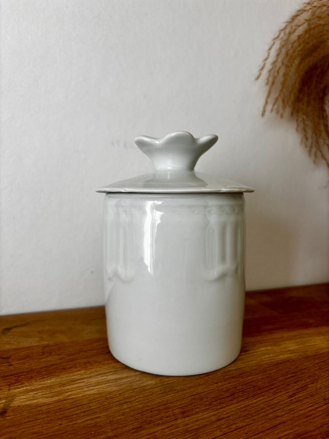 White water butter dish