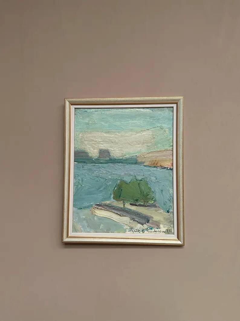 Original Swedish Oil on Canvas – "Coastal Landscape" by Erik Birger Gustavsson – Signed – Dated 1981 – Vintage and Framed – 41 × 33 cm (16.1 × 13 inches)