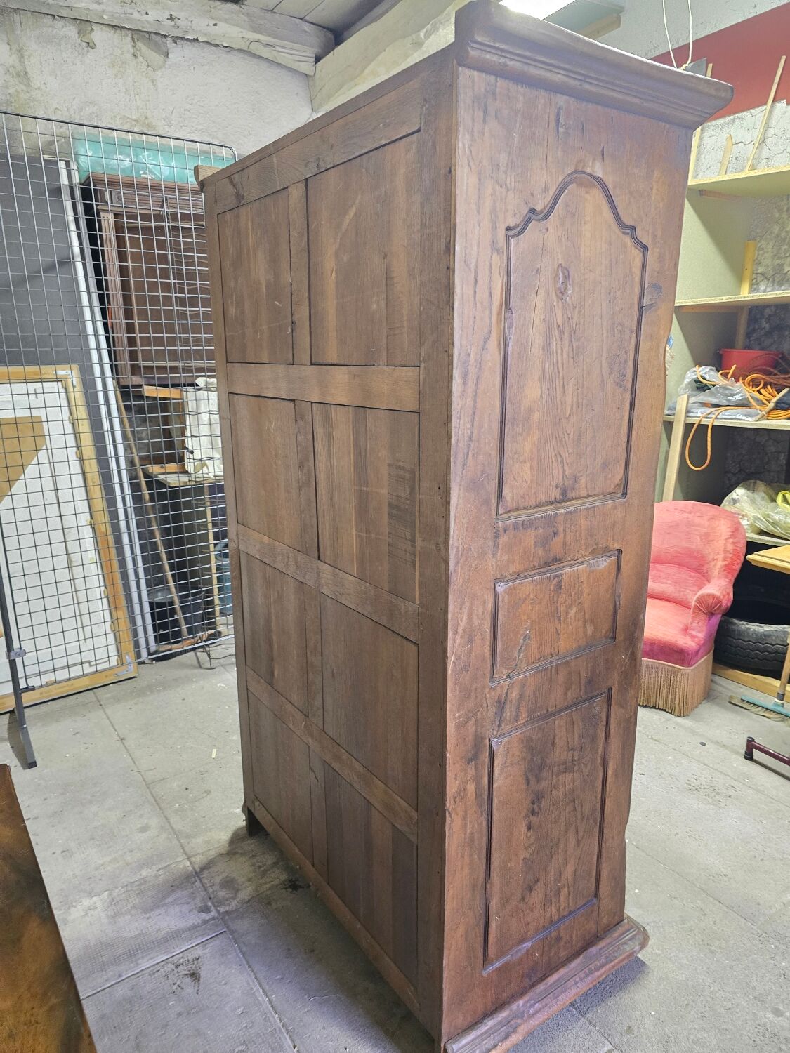 Antique oak bonnetière – 19th century