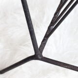 Guerin store vinyls in black metal and wood