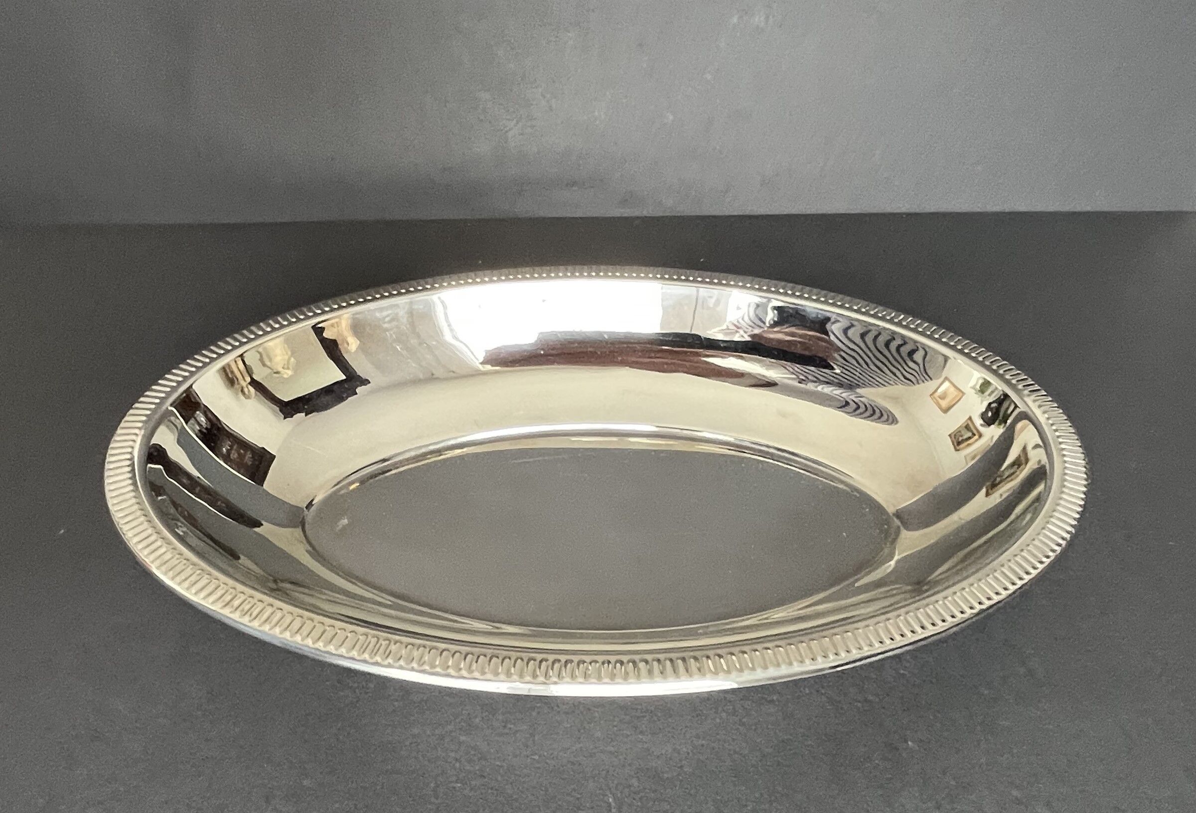 Stainless steel serving dish