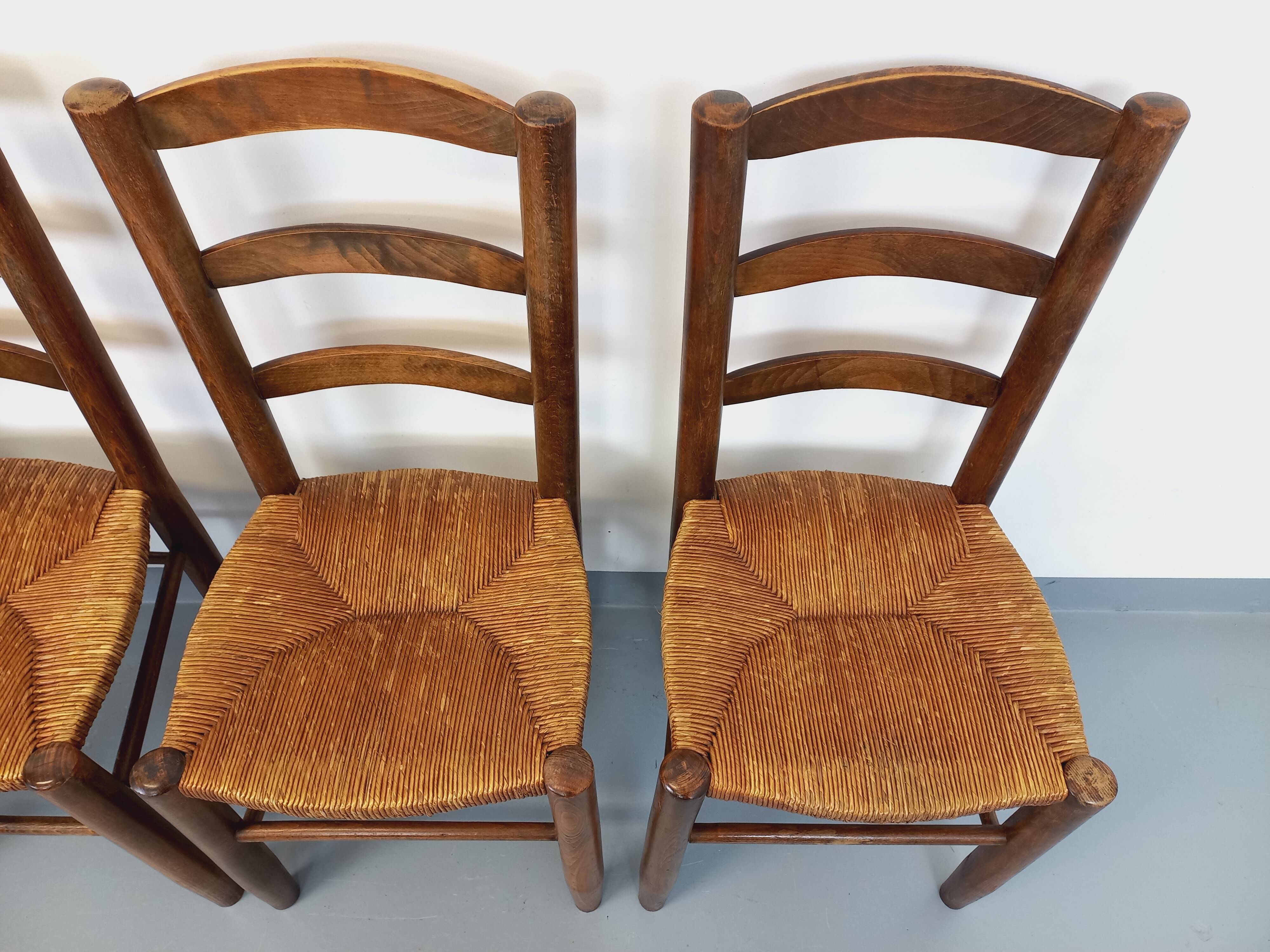 Set of 4 vintage brutalist chairs in wood and straw from the 60s