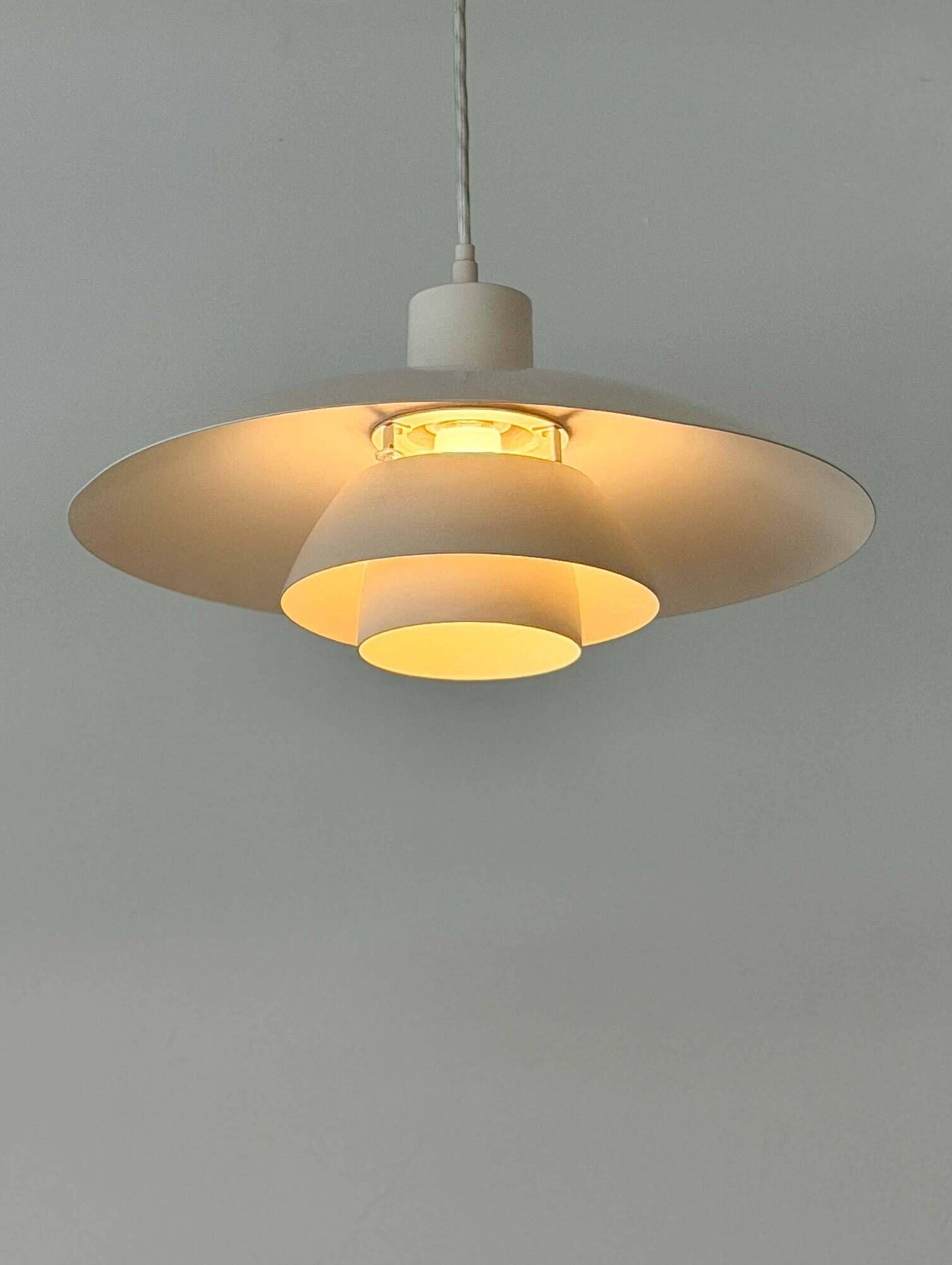 PH 4/3 white suspension by Poul Henningsen for Louis Poulsen, Denmark