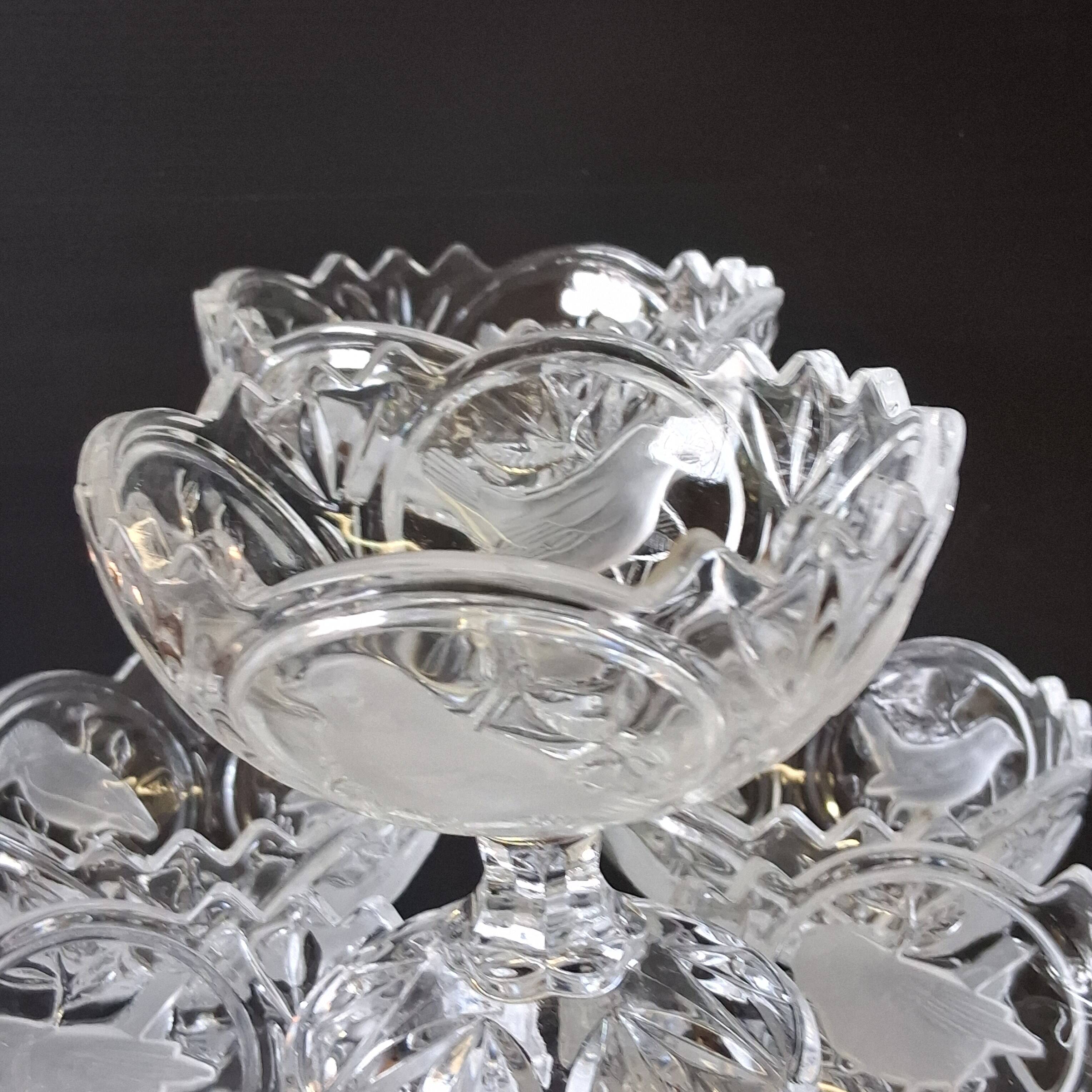 6 glass ice cream bowls in very good condition