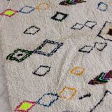 Handmade moroccan berber rug 250 x 153 cm
