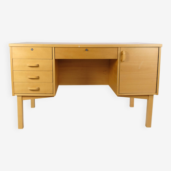 Bureau réalisé en hêtre des années 1960