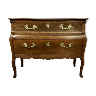 Commodity Sauteuse tomb Bordeaux era Louis XV in solid walnut circa 1750