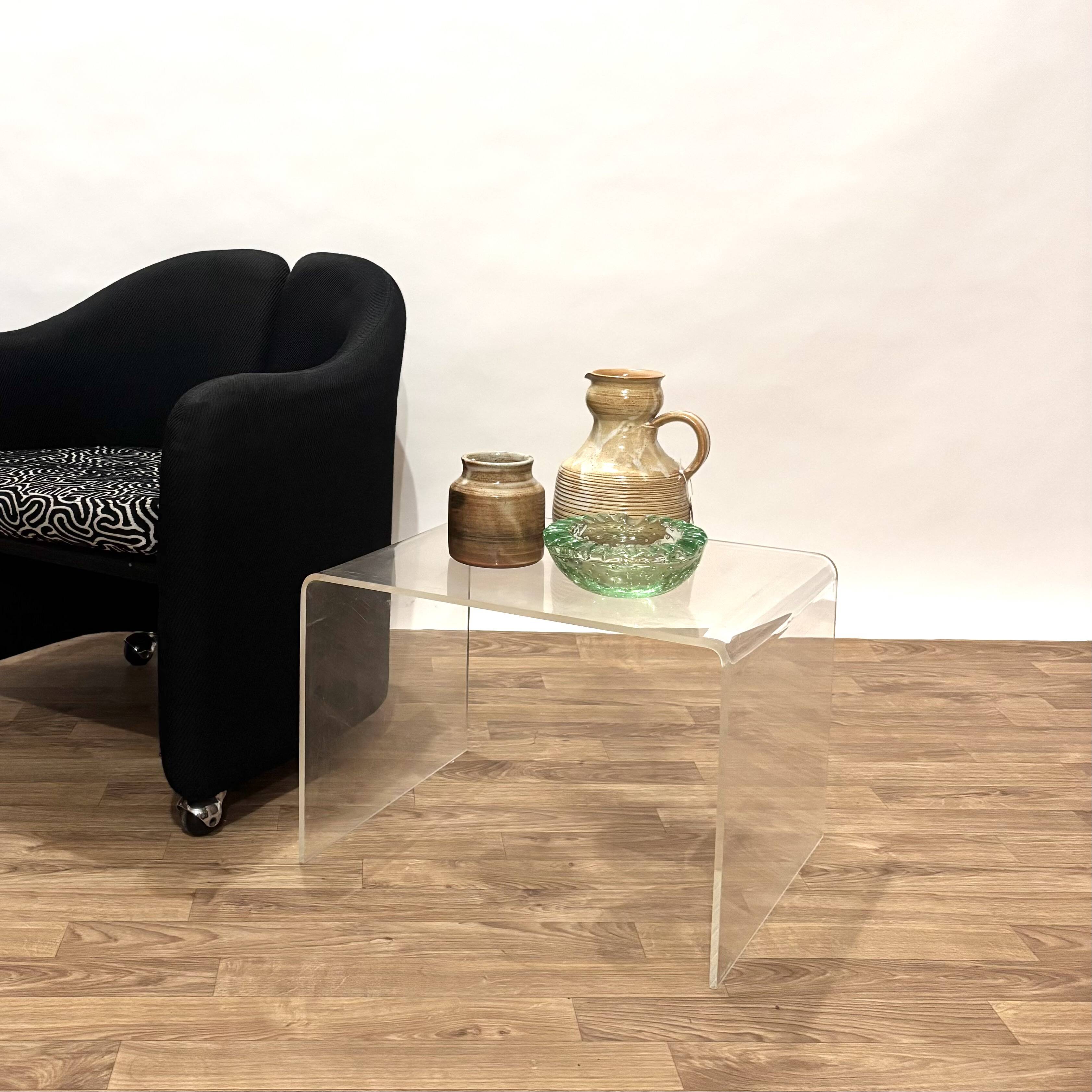 1970s plexiglass side table by David Lange