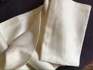 Nappe de coton blanc cassé 150cm x 300cm