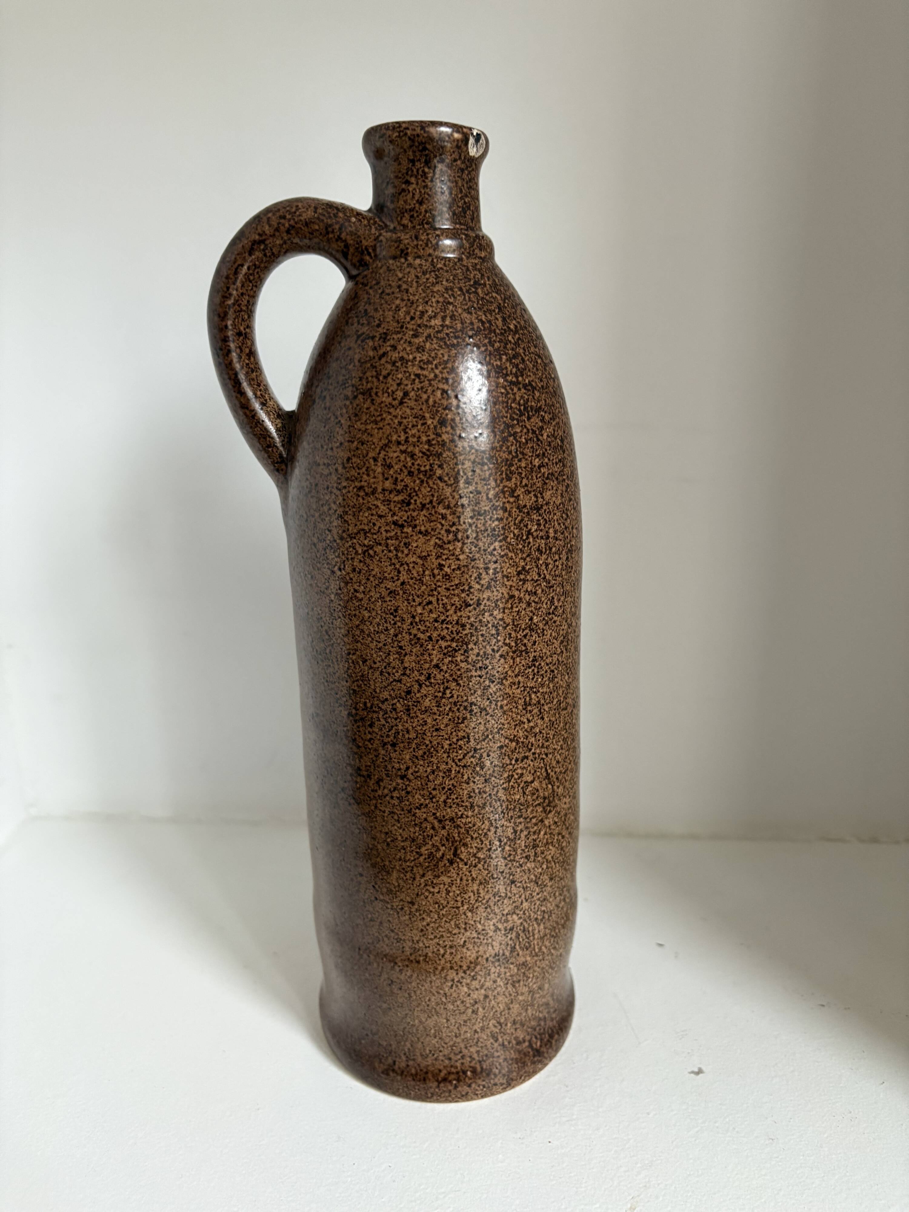 Set of 12 decorative items