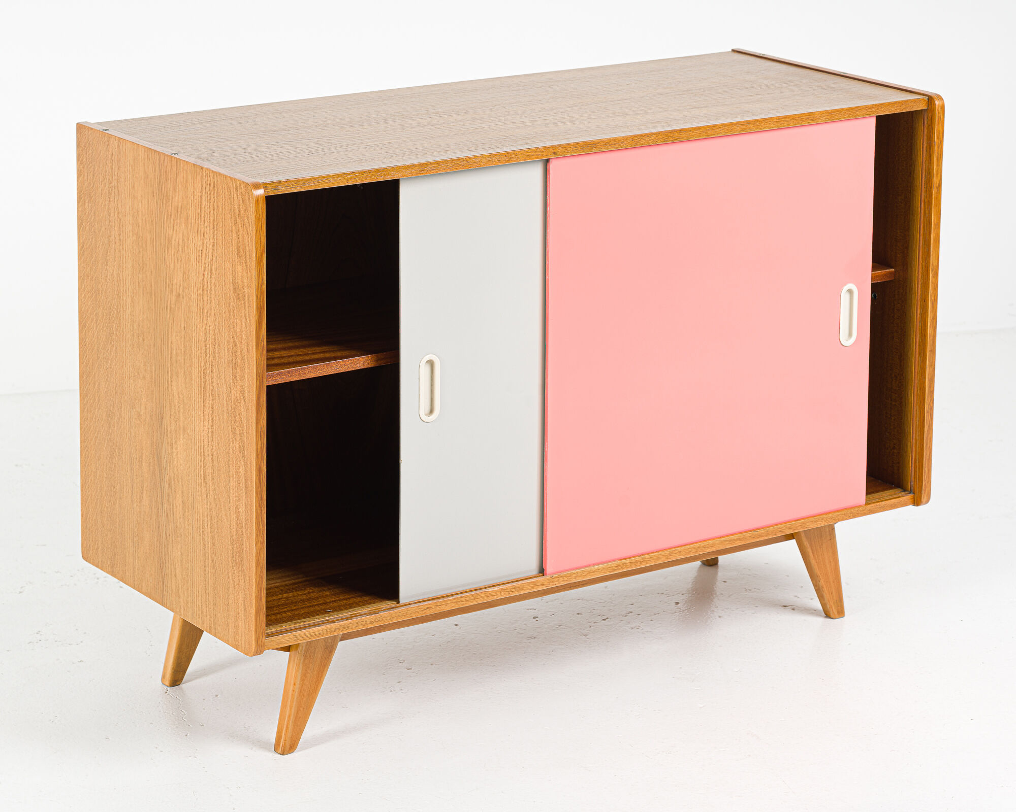 U-452 sideboard by Jiří Jiroutek for Interier Praha, 60's