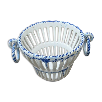 Basket in openwork blue faience