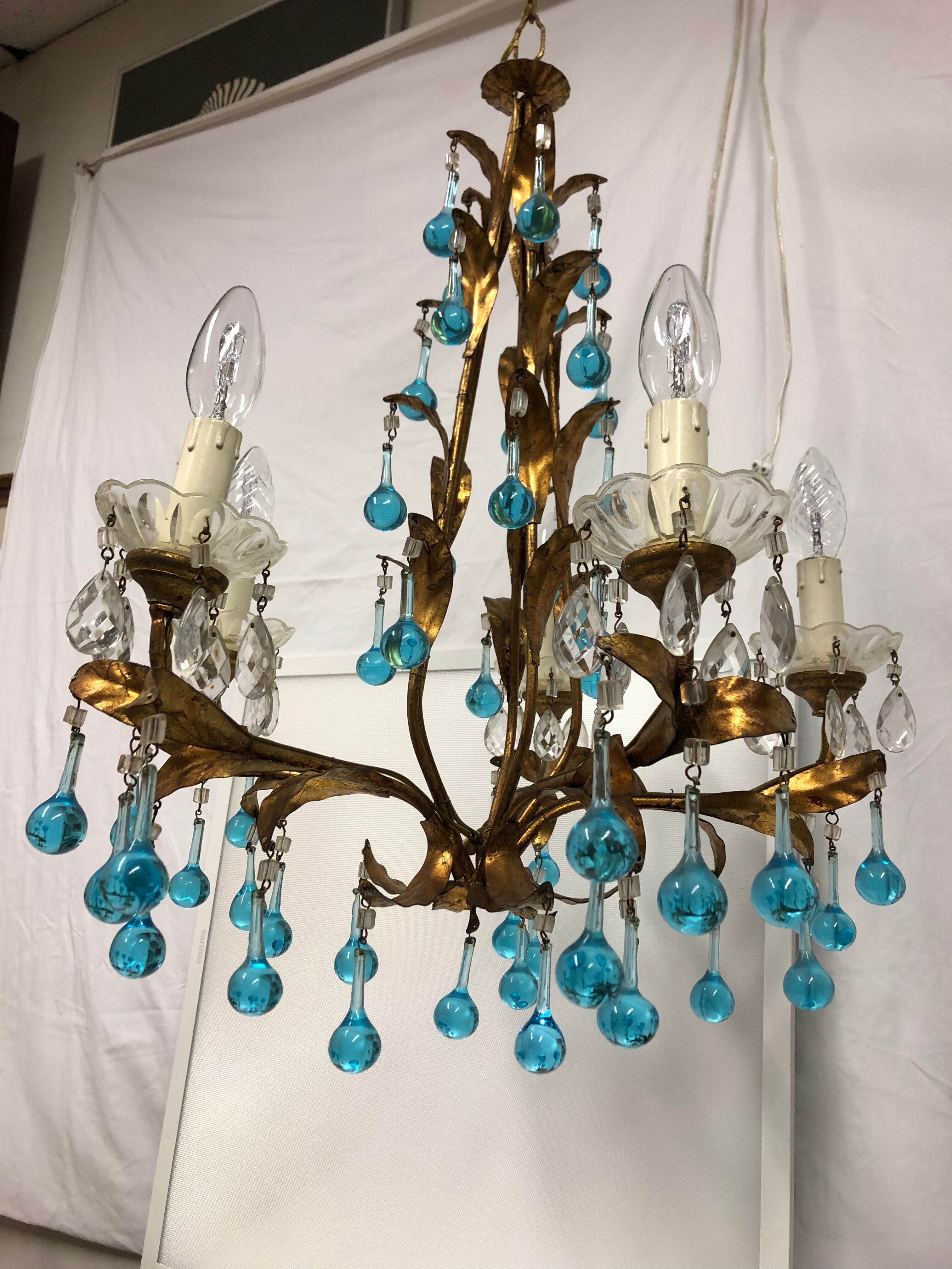 Chandelier with pearl grapevines
