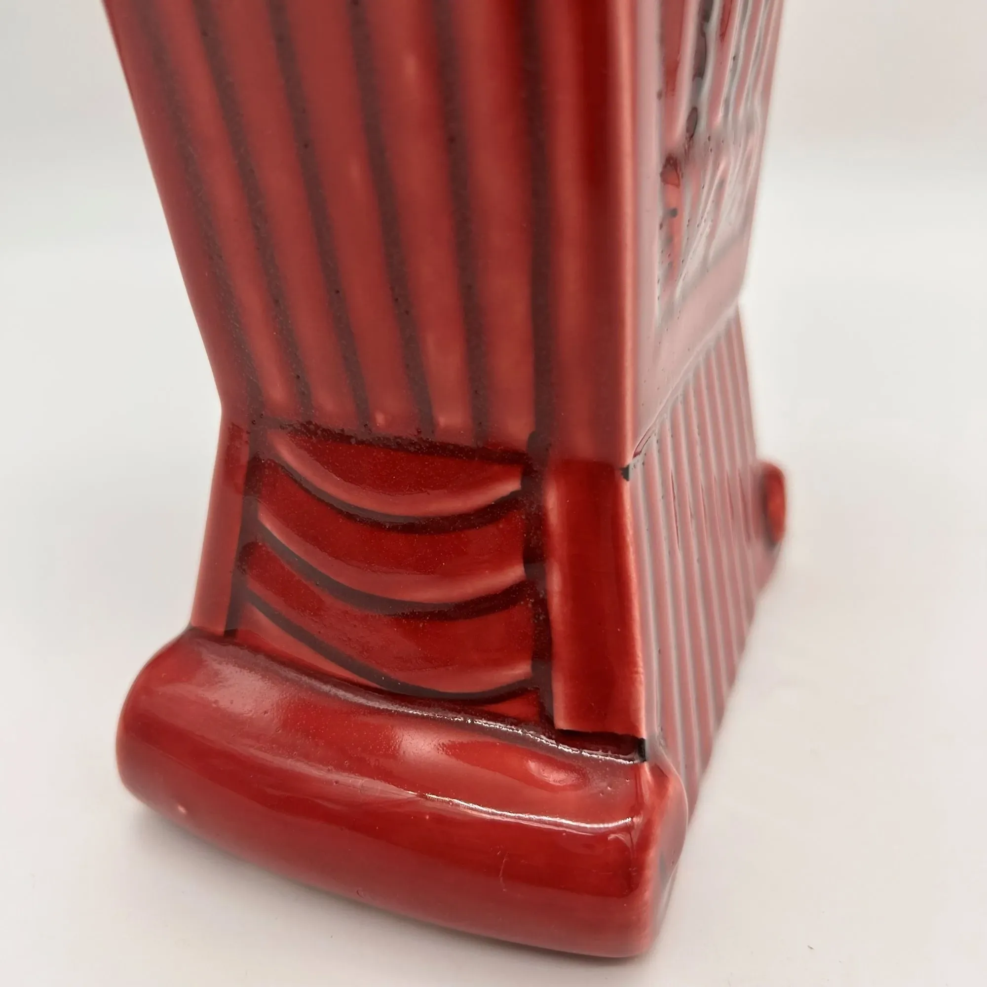 Ceramic vase in Art Deco style.