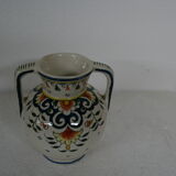 vase has faience handles of decor dragon towers and crown