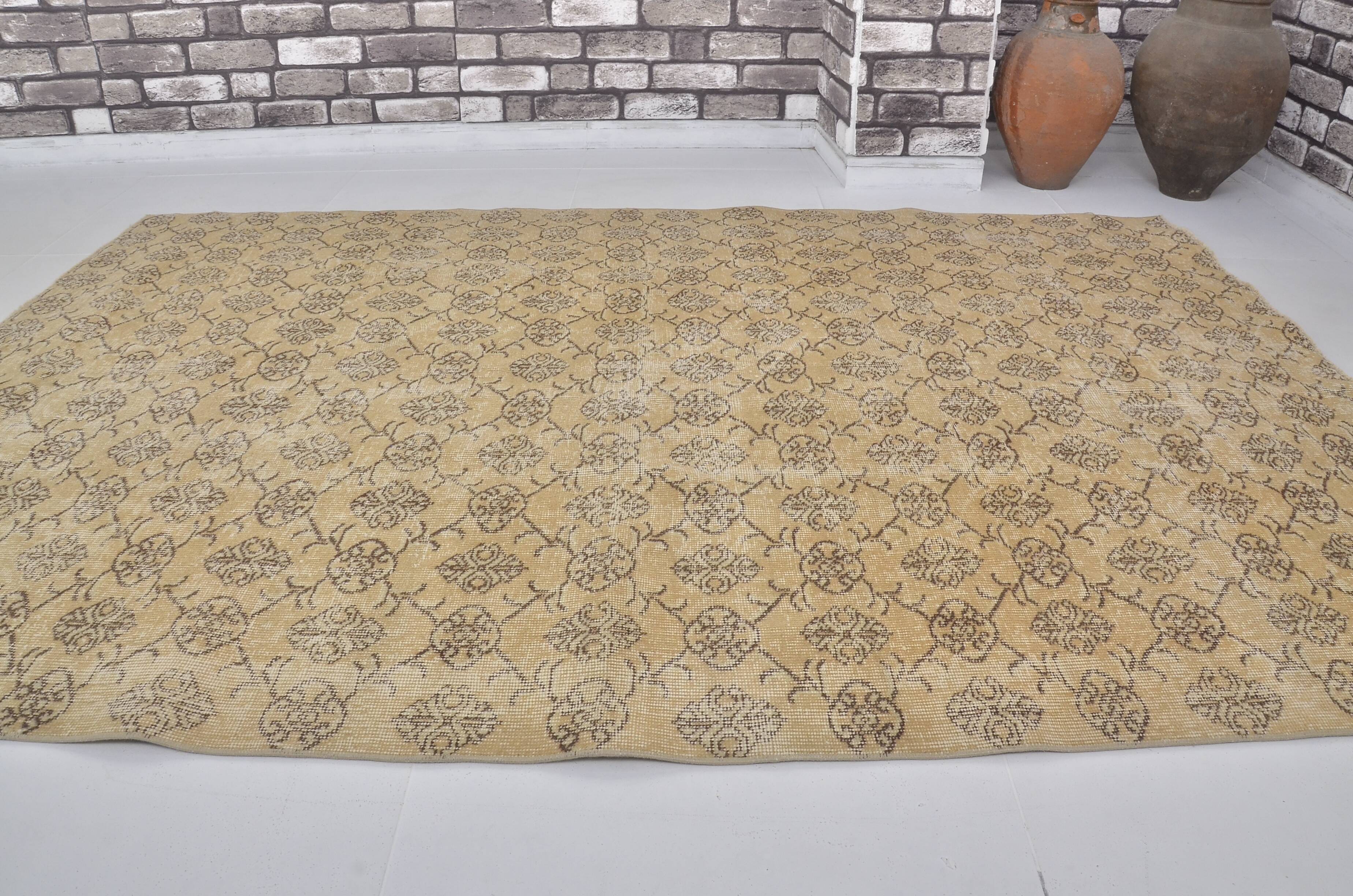 Floral Vintage Handmade Wool Rug sku 1372