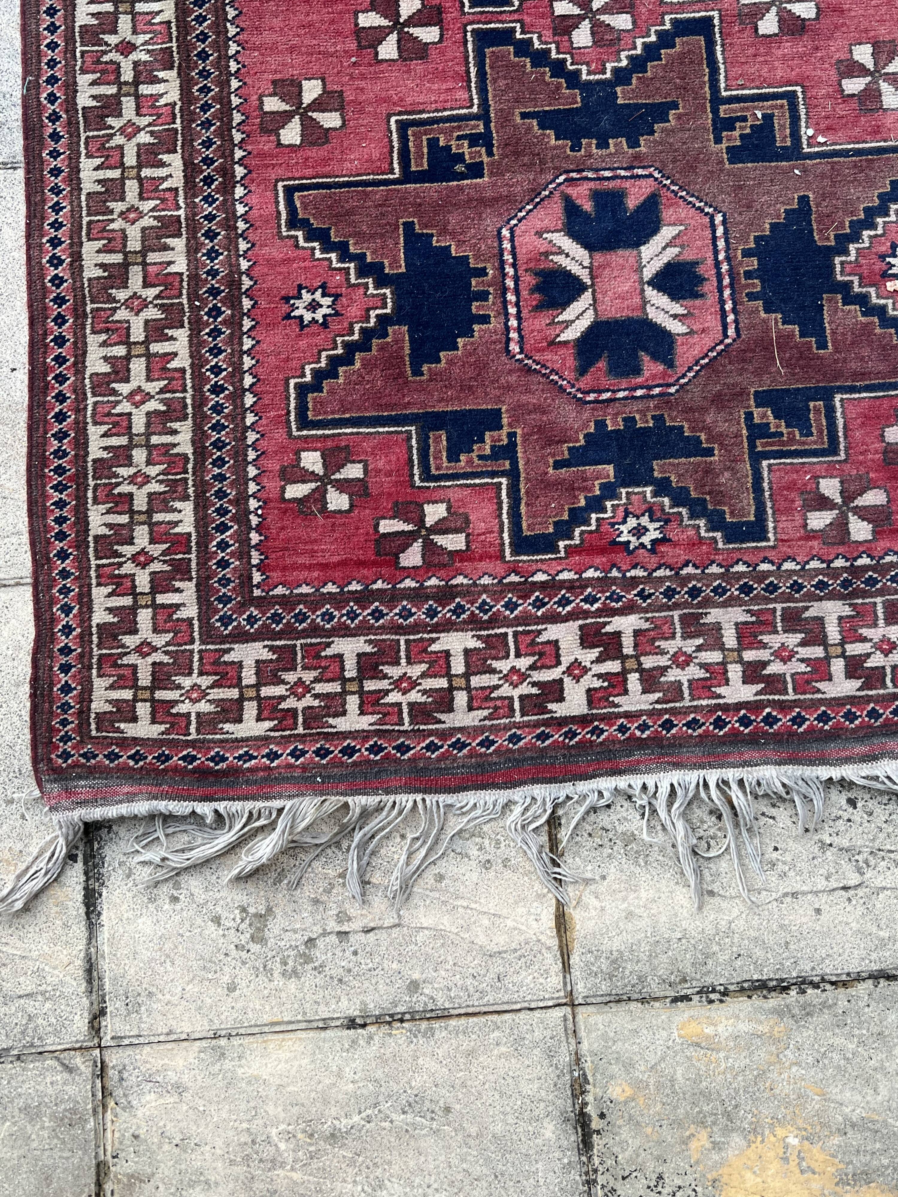 Tapis Lesghi vintage laine fait main – motifs géométriques étoile –Turquie