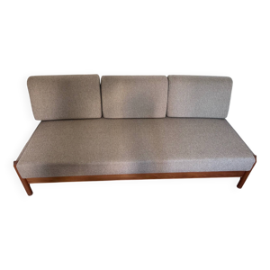 Canapé style scandinave