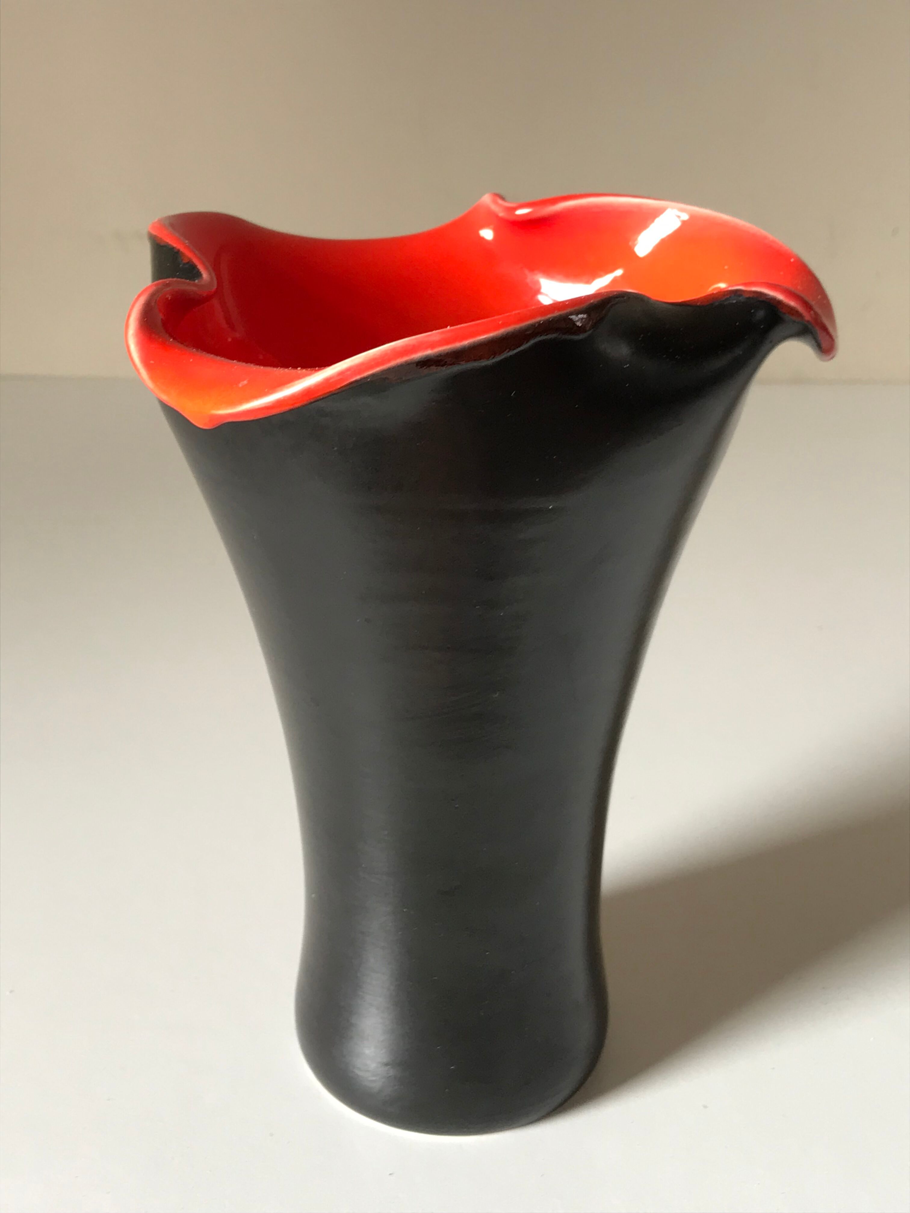 Ceramic vase weaned design 50 years
