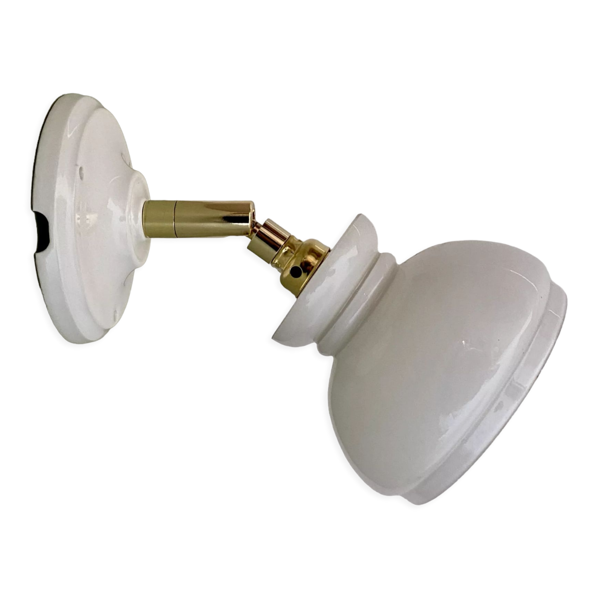 Applique tulipe vintage en opaline blanche