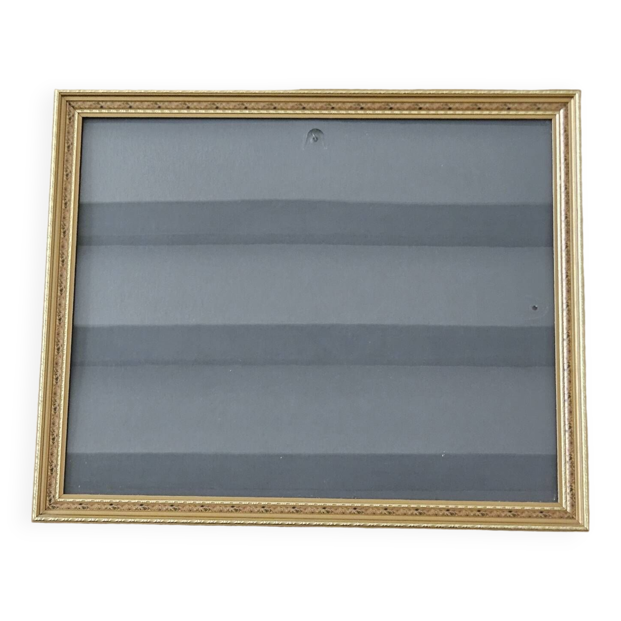 Golden frame with purple floral patterns