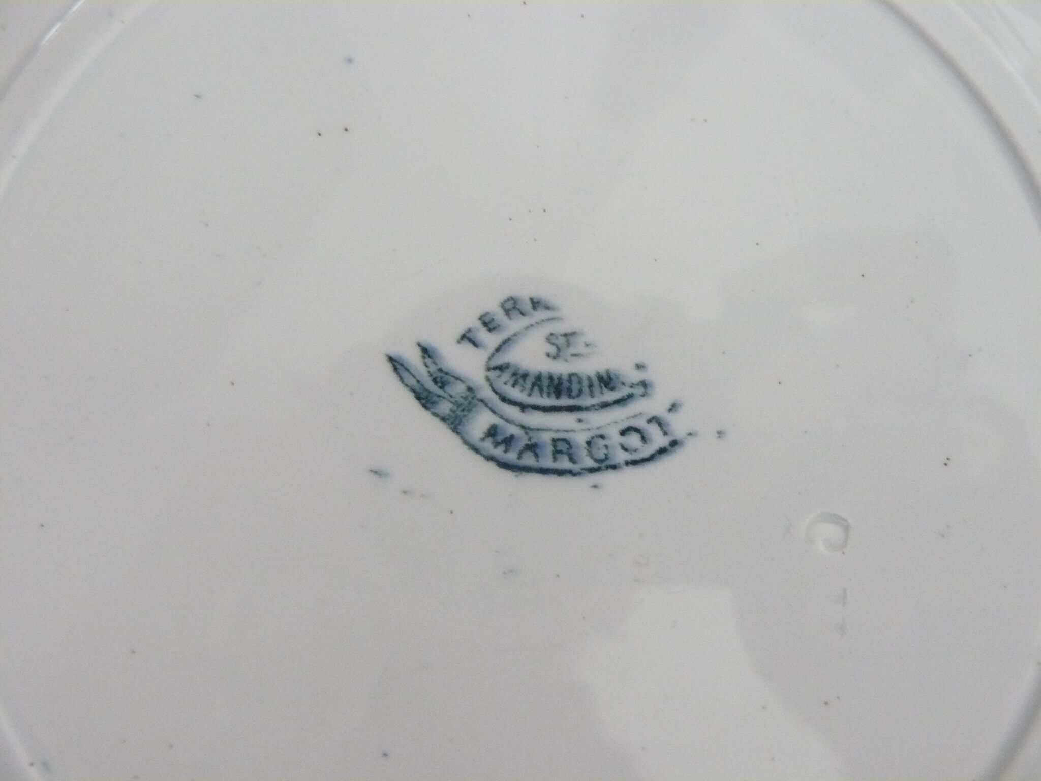 Lot of 4 plates flat land of iron, model Margot