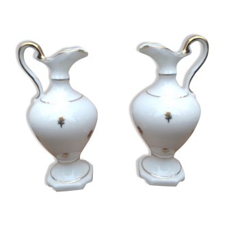 paire de vases en porcelaine